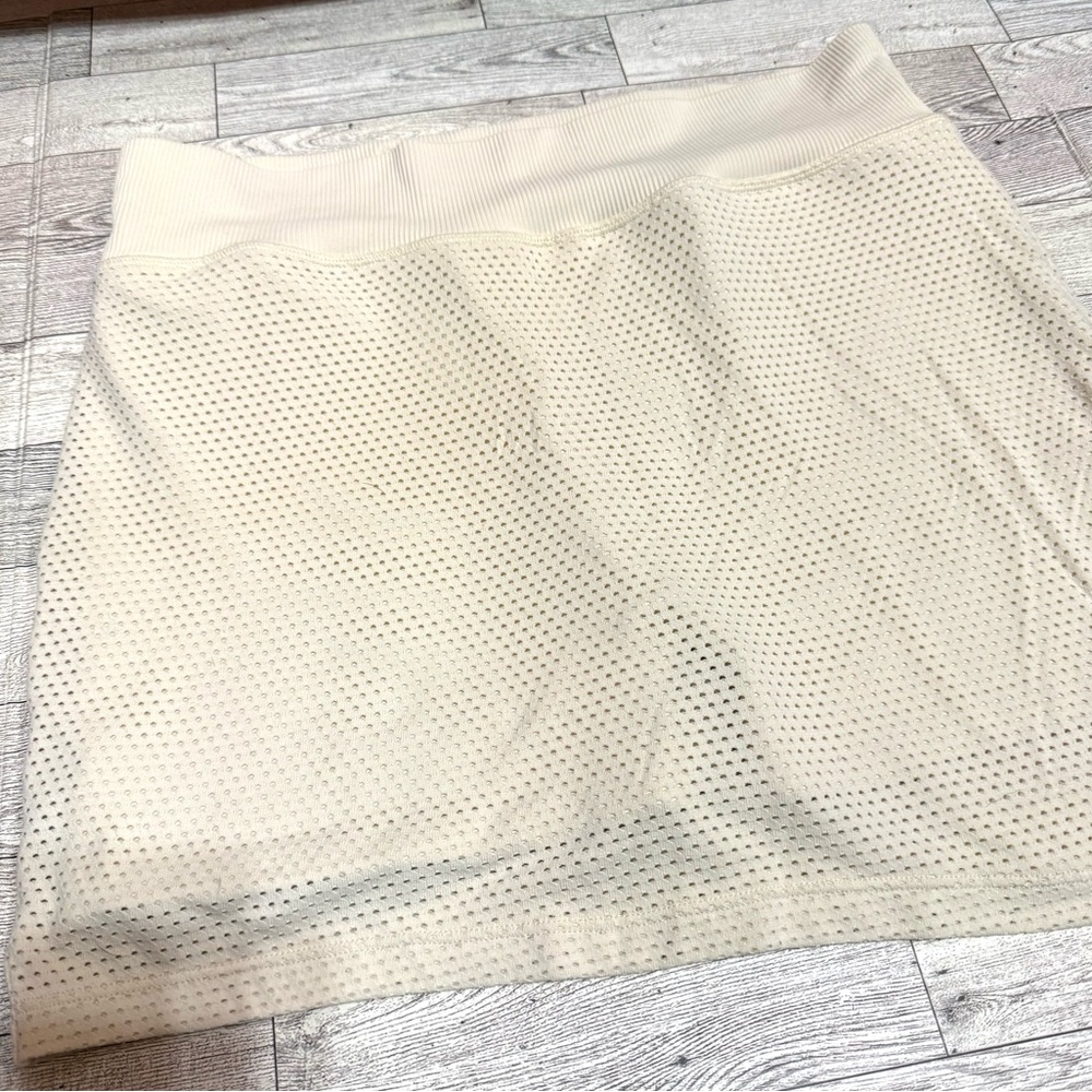 Victorias Secret Mesh tennis skort- cream size M